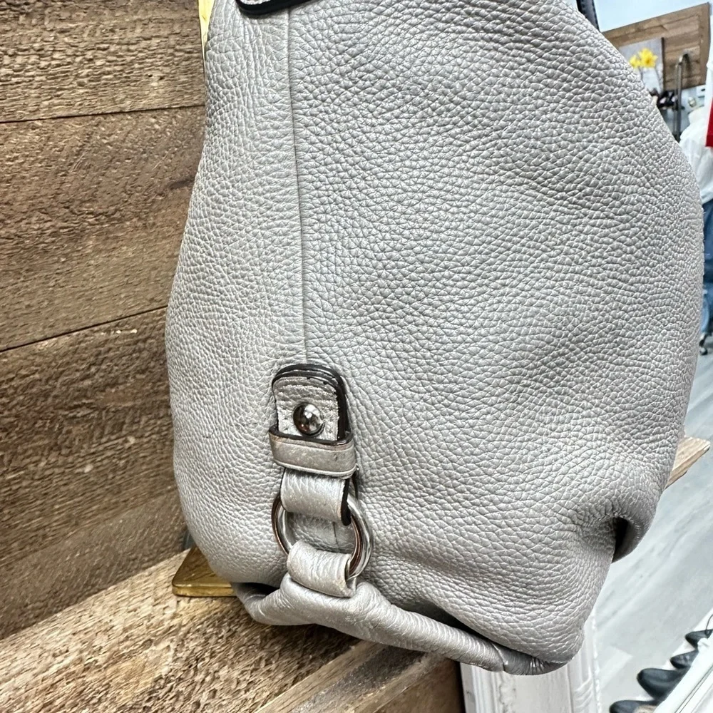 Coach Metallic Gold Beige Leather Shoulder Bag F15064 Zip Top